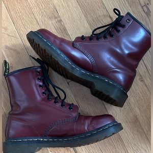 Red Classic Dr Martens